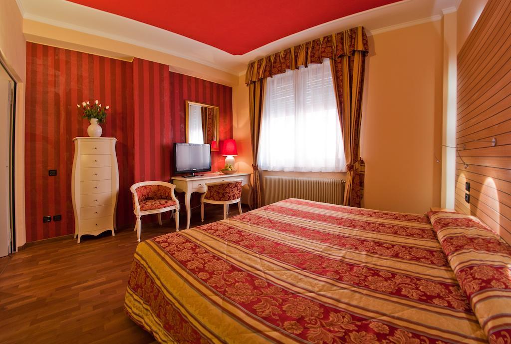 Hotel Hotel Cles 3*